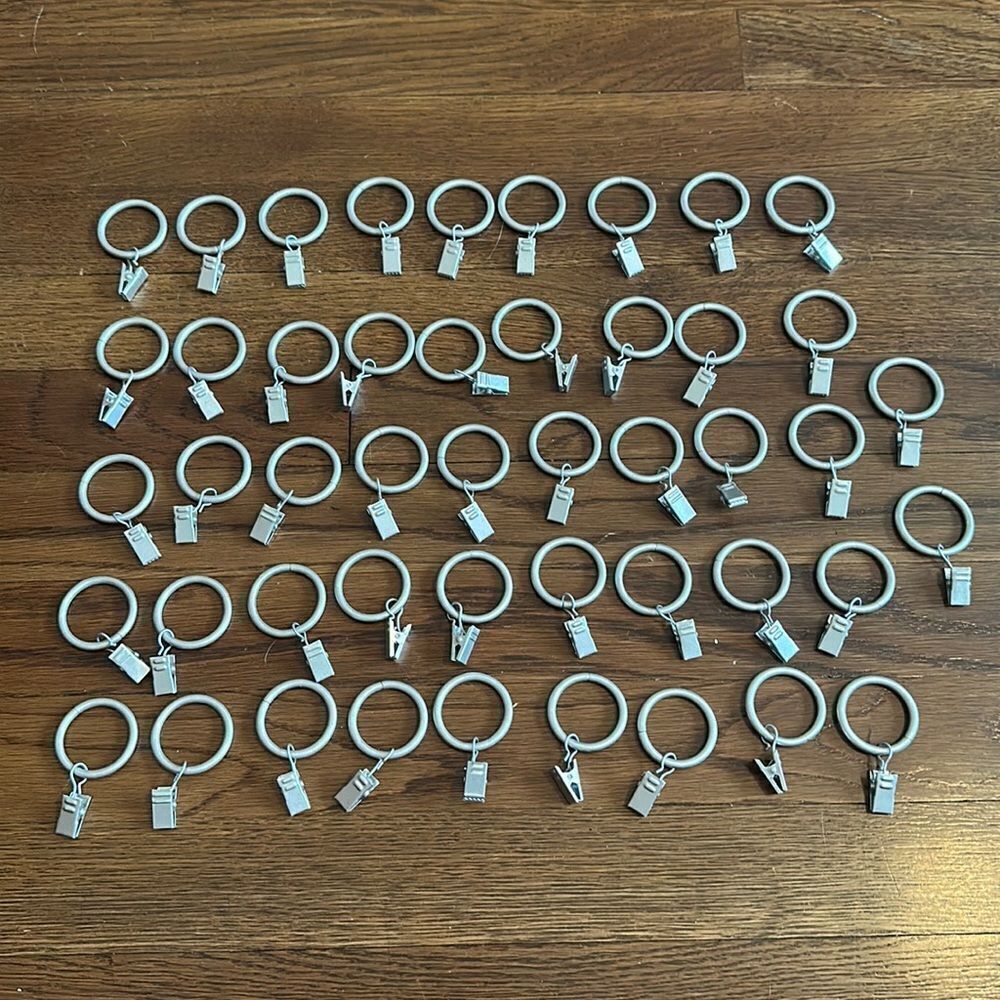 Forty Seven 1 - 1/4”‎ silver curtain ring clips